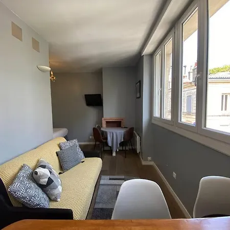 Chartrons בורדו